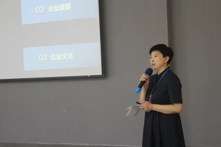 PP电子生物与华中科技大学MBA共建商工融合实践基地_PP电子 -神经药物生产基地