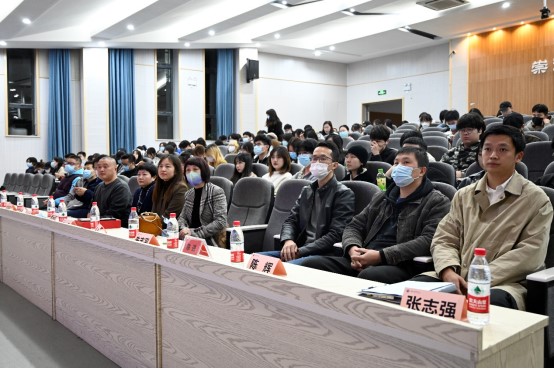 湖北美术学院视觉艺术设计学院“PP电子奖学金”颁奖仪式盛大举行_PP电子 -神经药物生产基地