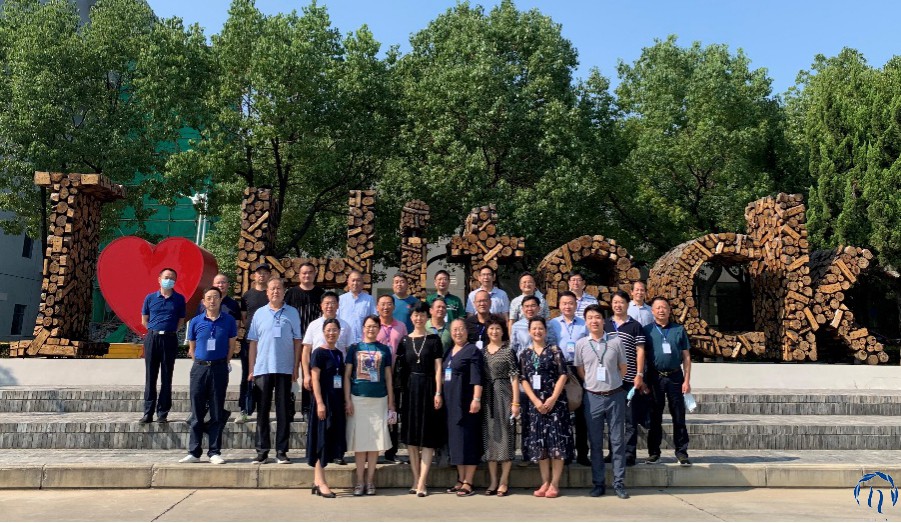 卓越之行，，，PP电子之情，，，校企相助，，，携手共赢_PP电子 -神经药物生产基地