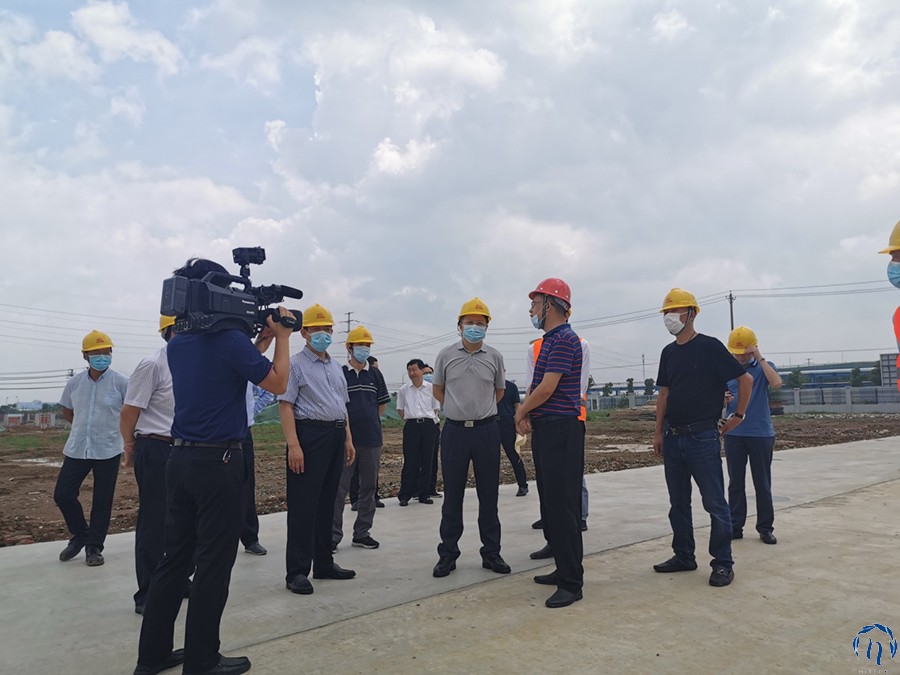 荆门市委书记张爱国考察汉瑞药业抗病毒高端质料药项目基地施工现场_PP电子 -神经药物生产基地
